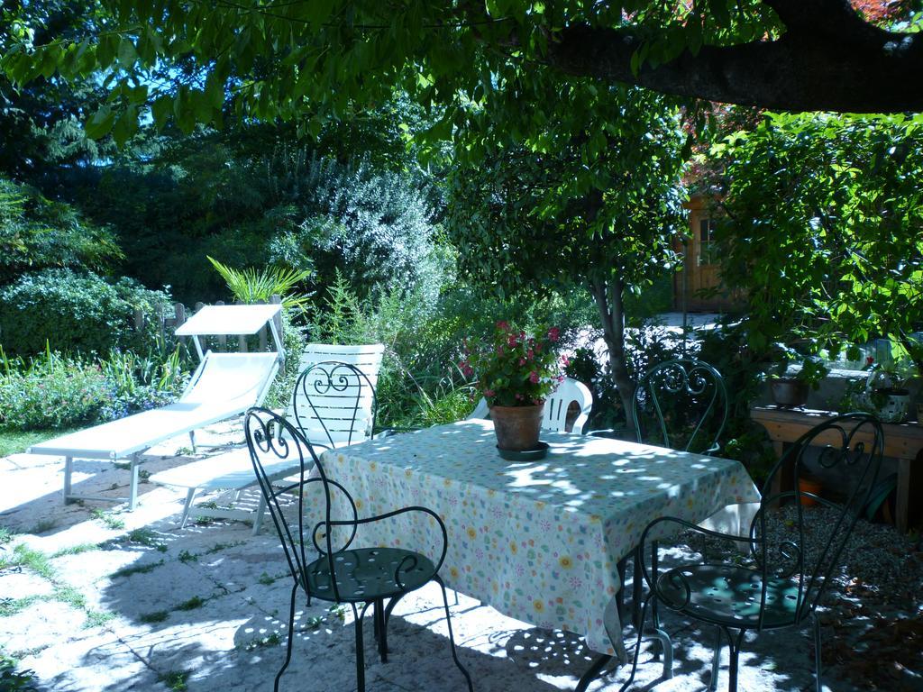 B&B Villa Dei Pini Domegliara ภายนอก รูปภาพ