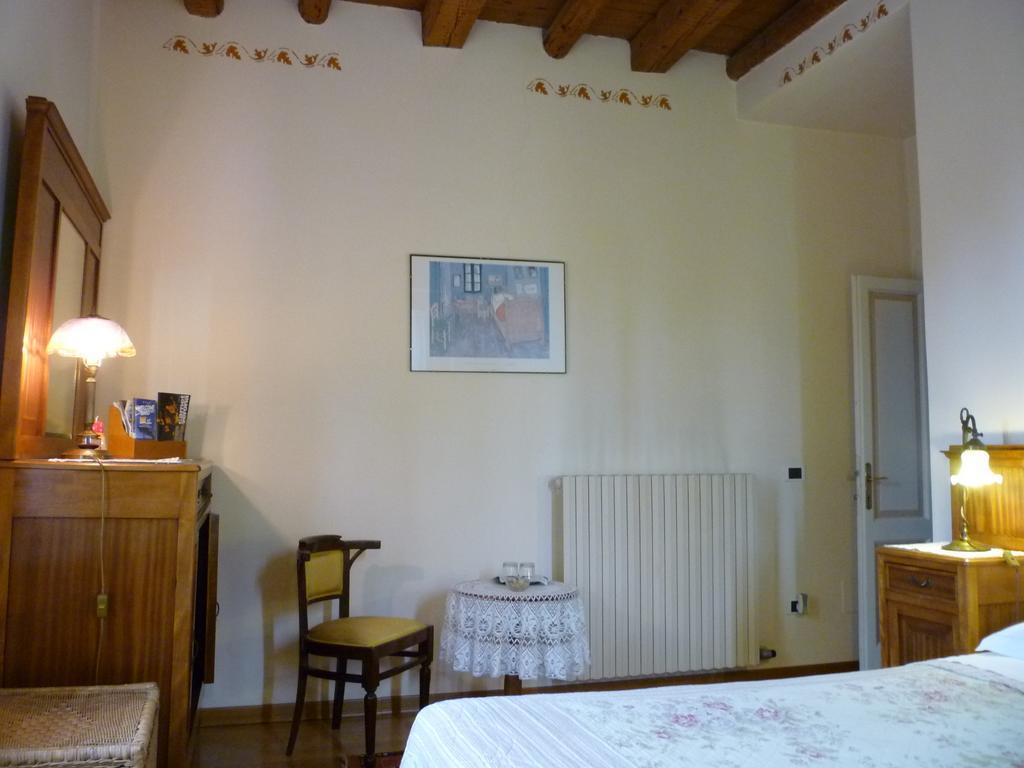 B&B Villa Dei Pini Domegliara ภายนอก รูปภาพ
