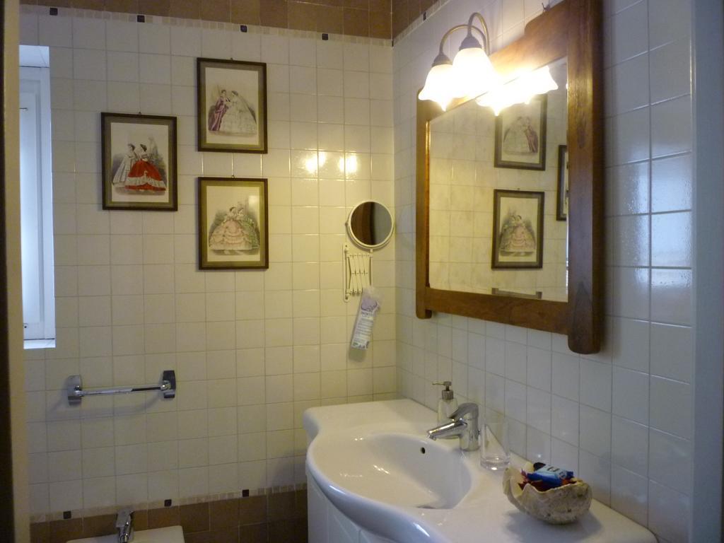 B&B Villa Dei Pini Domegliara ภายนอก รูปภาพ