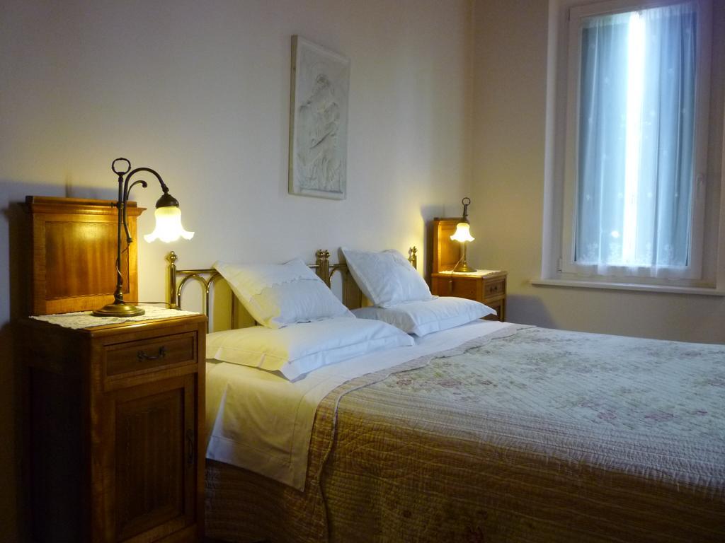 B&B Villa Dei Pini Domegliara ภายนอก รูปภาพ