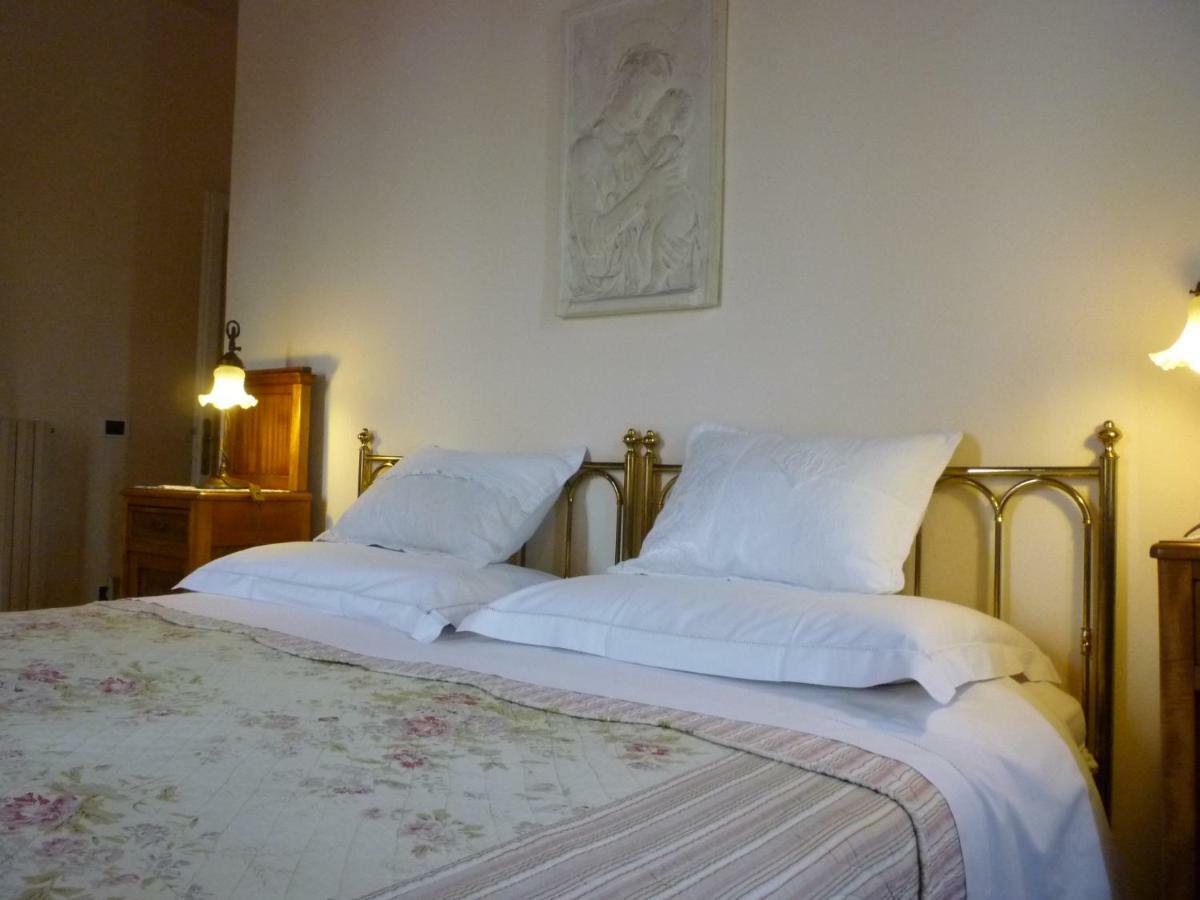 B&B Villa Dei Pini Domegliara ภายนอก รูปภาพ