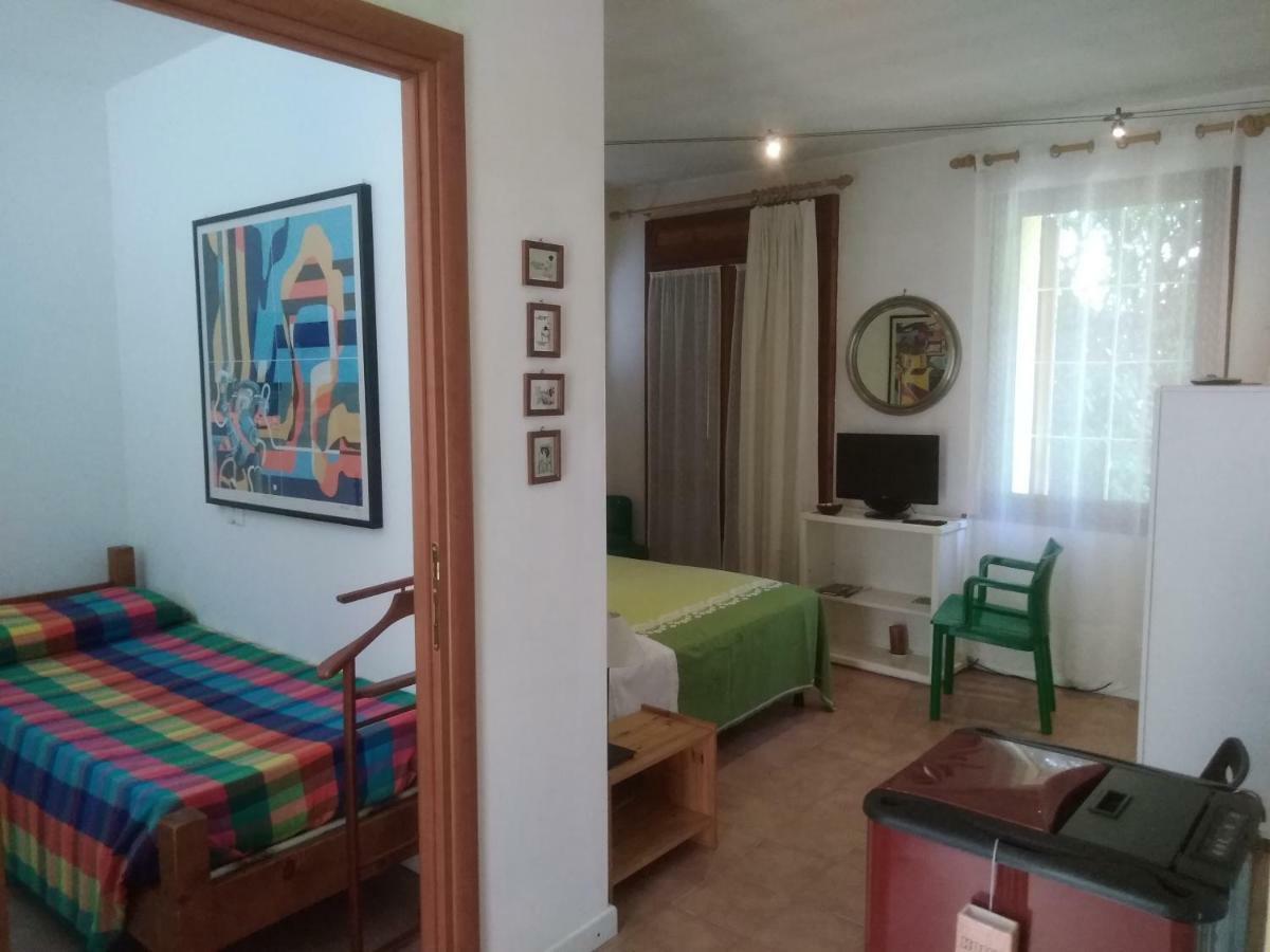 B&B Villa Dei Pini Domegliara ภายนอก รูปภาพ
